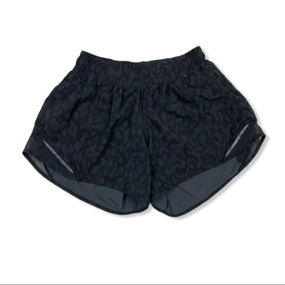 lululemon athletica Pants - Lululemon Hotty Hot II Short 4 Tall Leopard Print